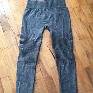 Seamless Moto Leggings